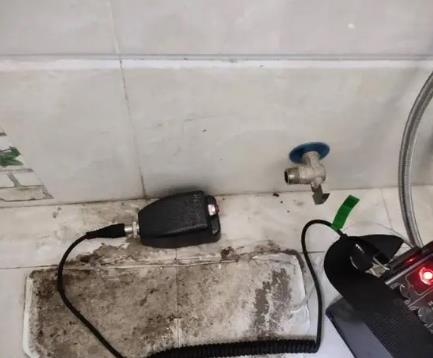 南木林屋顶漏水维修公司分享下卫生间漏水的危害及解决方法